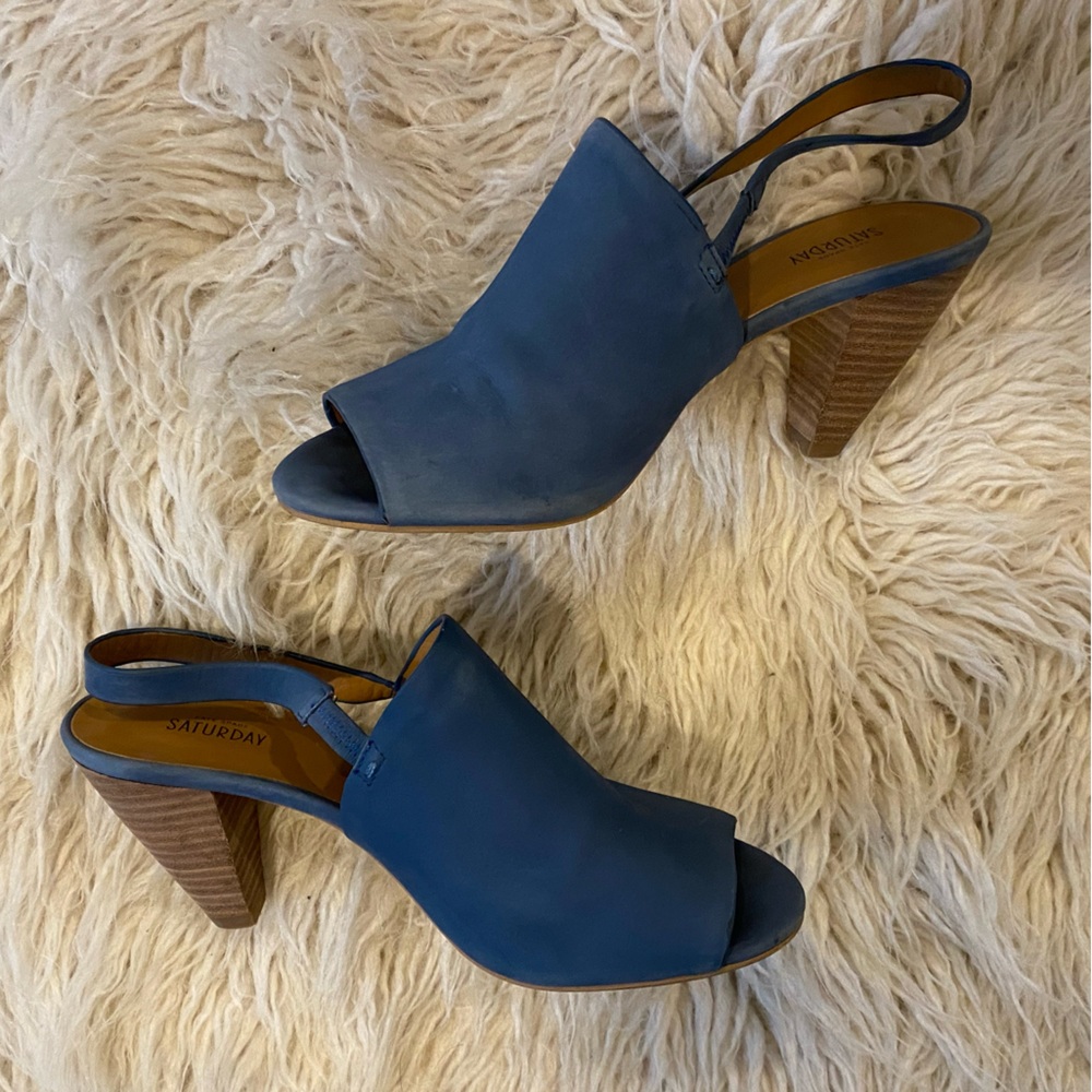 Kate Spade Saturday Sling Back blue heel with peep toe